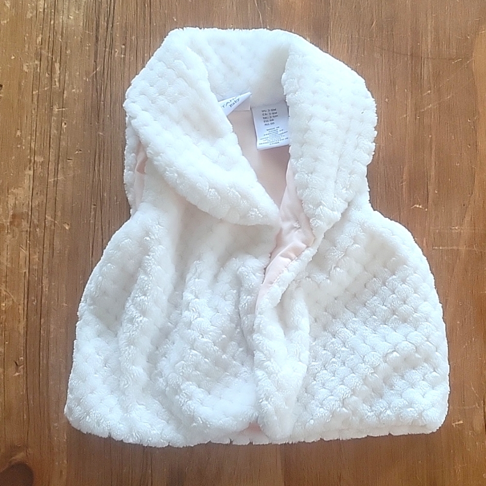 Tahari faux first vest 3-6m